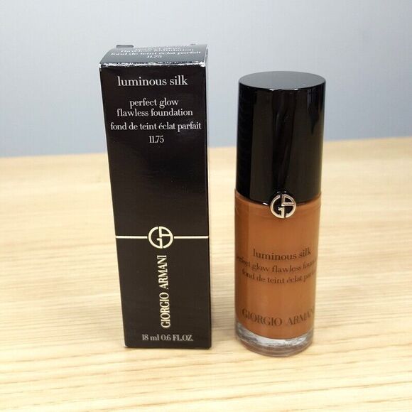 GIORGIO ARMANI # 11.75 Luminous Silk Perfect Glow Flawless Foundation .6oz